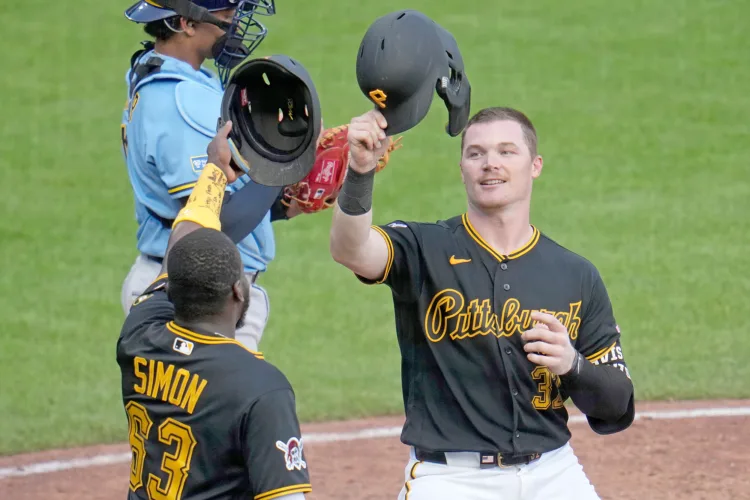 Pirates hold off Brewers 7-4 after five-run second inning